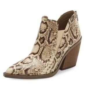 NWOT Vince Camuto Gradina Stacked Heel Bootie in Natural Snake Print - Sz 8 1/2